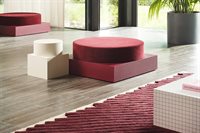 Zanotta_pouf Zymmo268_IG02_amaranto-Terso32920_preview
